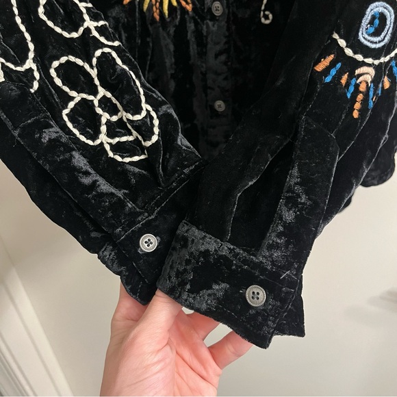 NWT Kyla Seo Wrenley Velvet Embroidered Long Sleeve Button Down Shirt Size Small - Picture 6 of 14